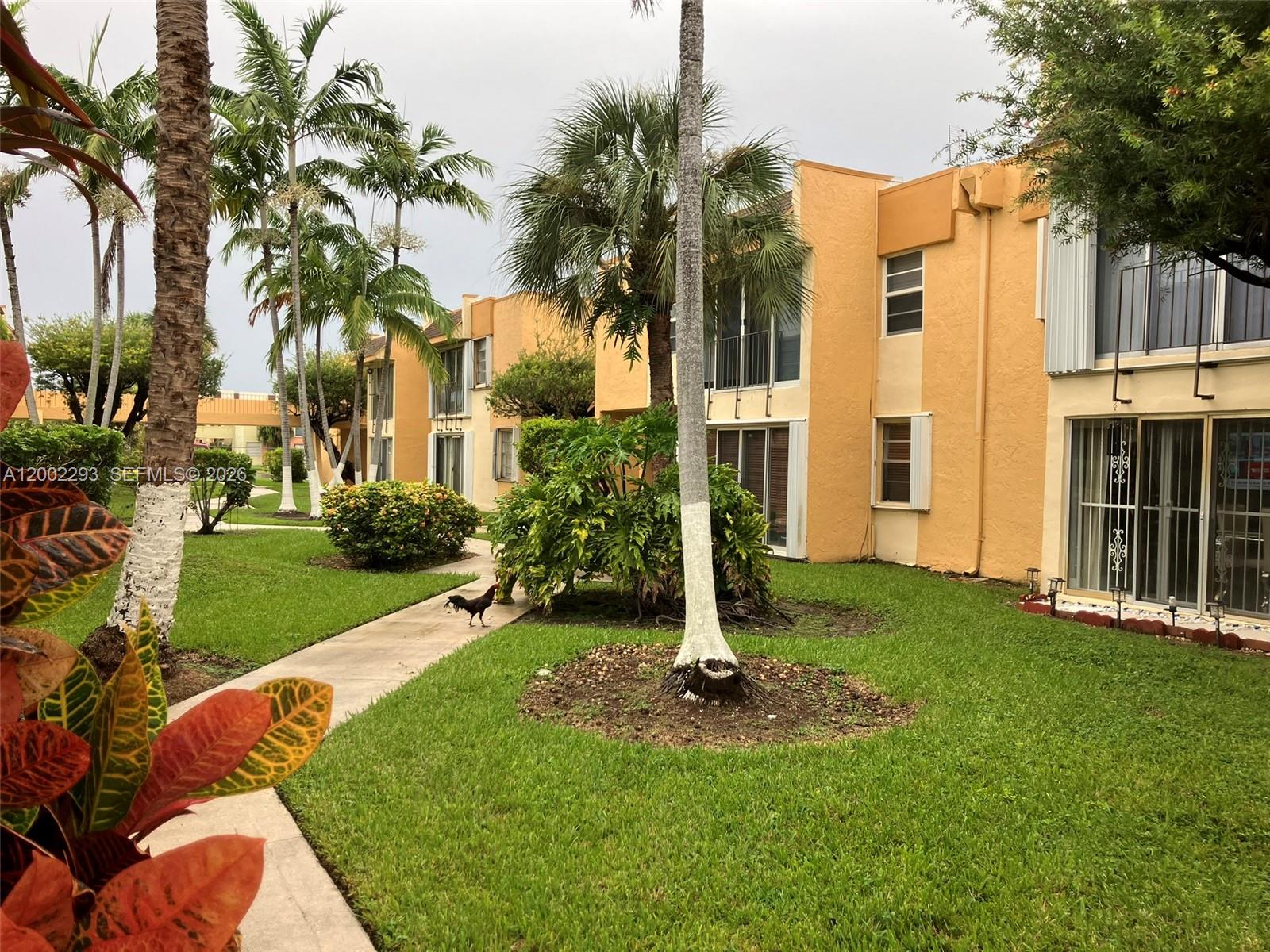 SOUTH WINDS CONDO - Residential
