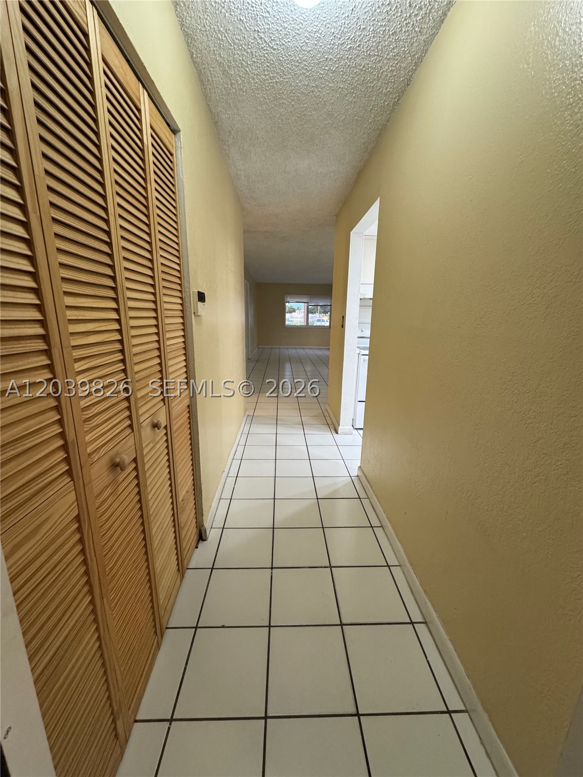 NEW WORLD CONDO APTS IV - Residential