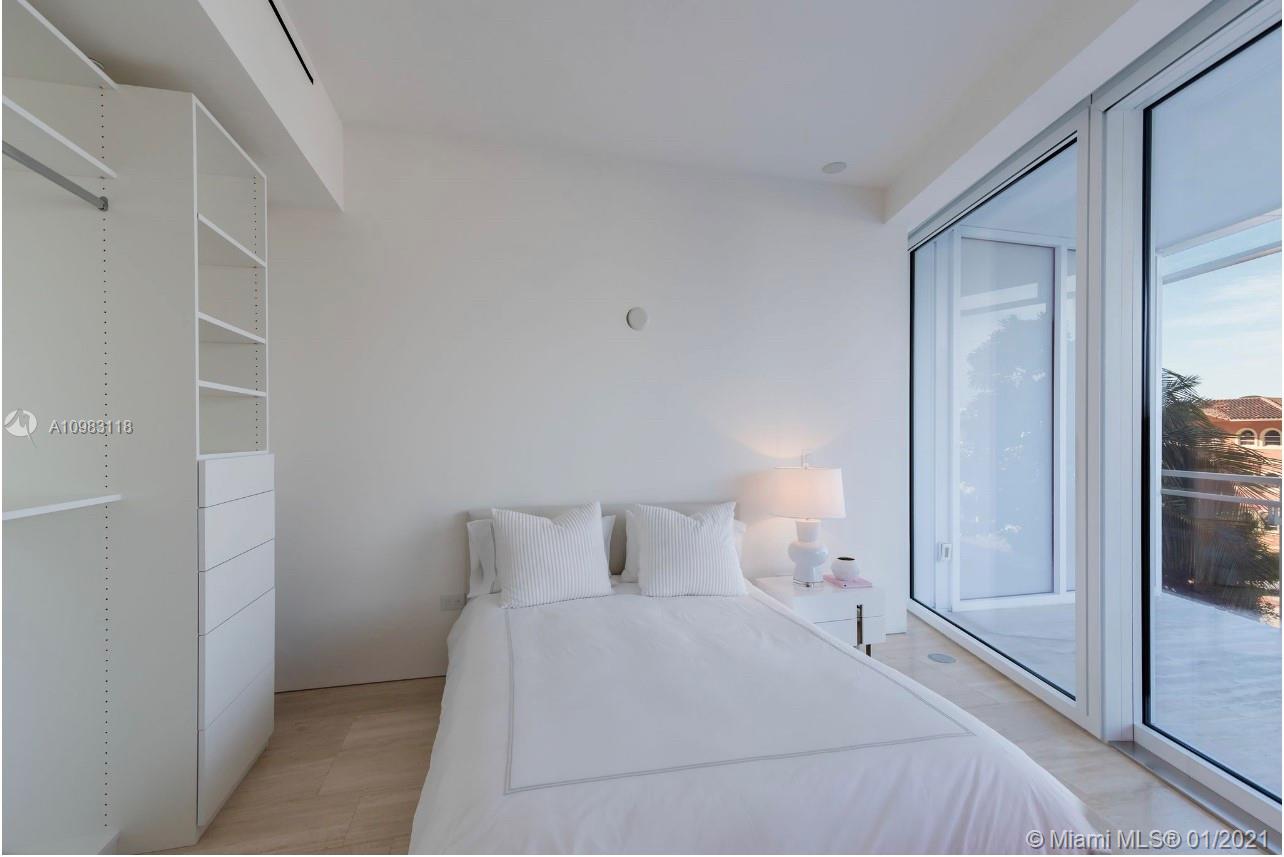 SURF CLUB CONDO - Residential
