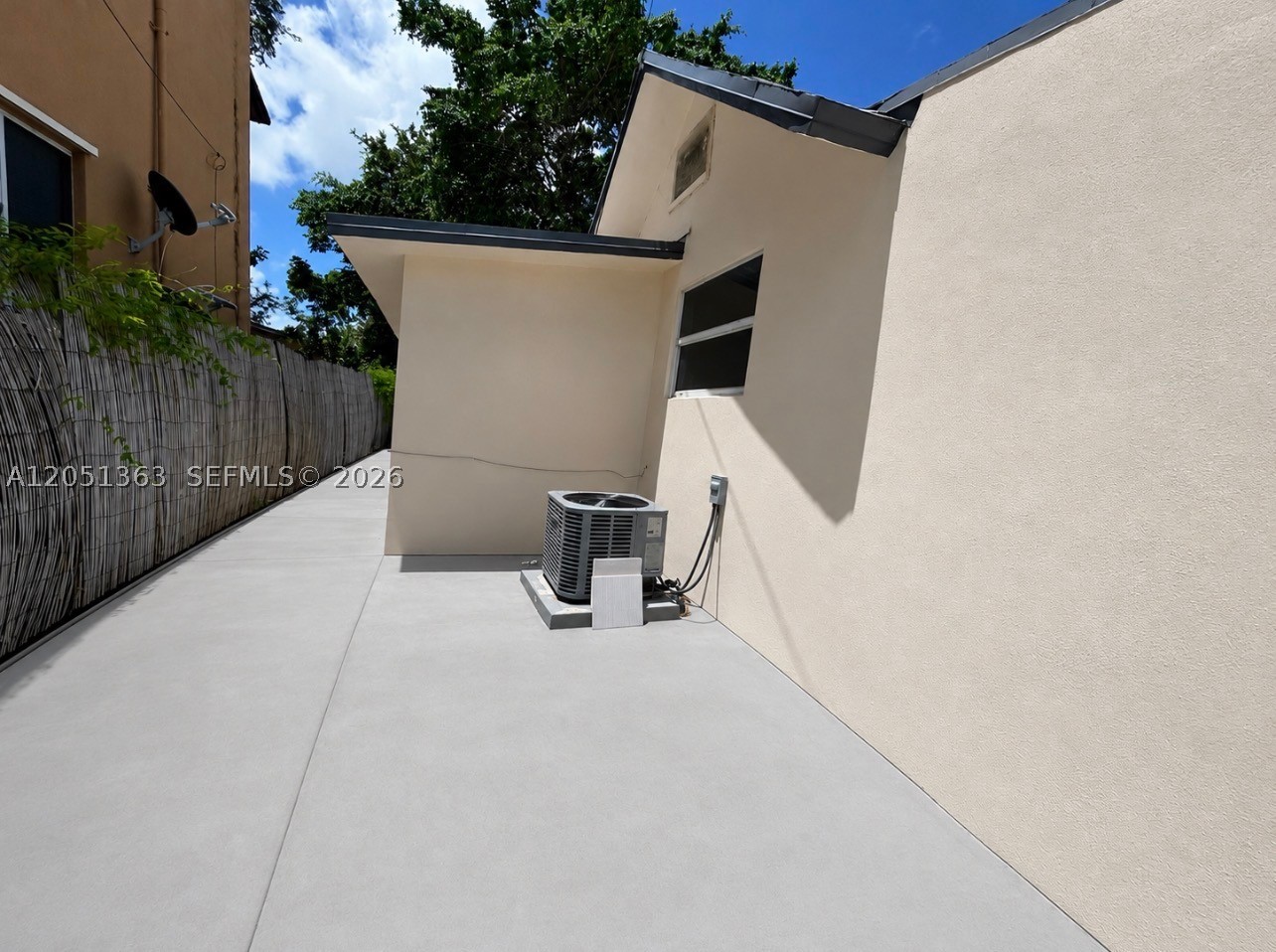 EVANSTON HEIGHTS - Residential Lease