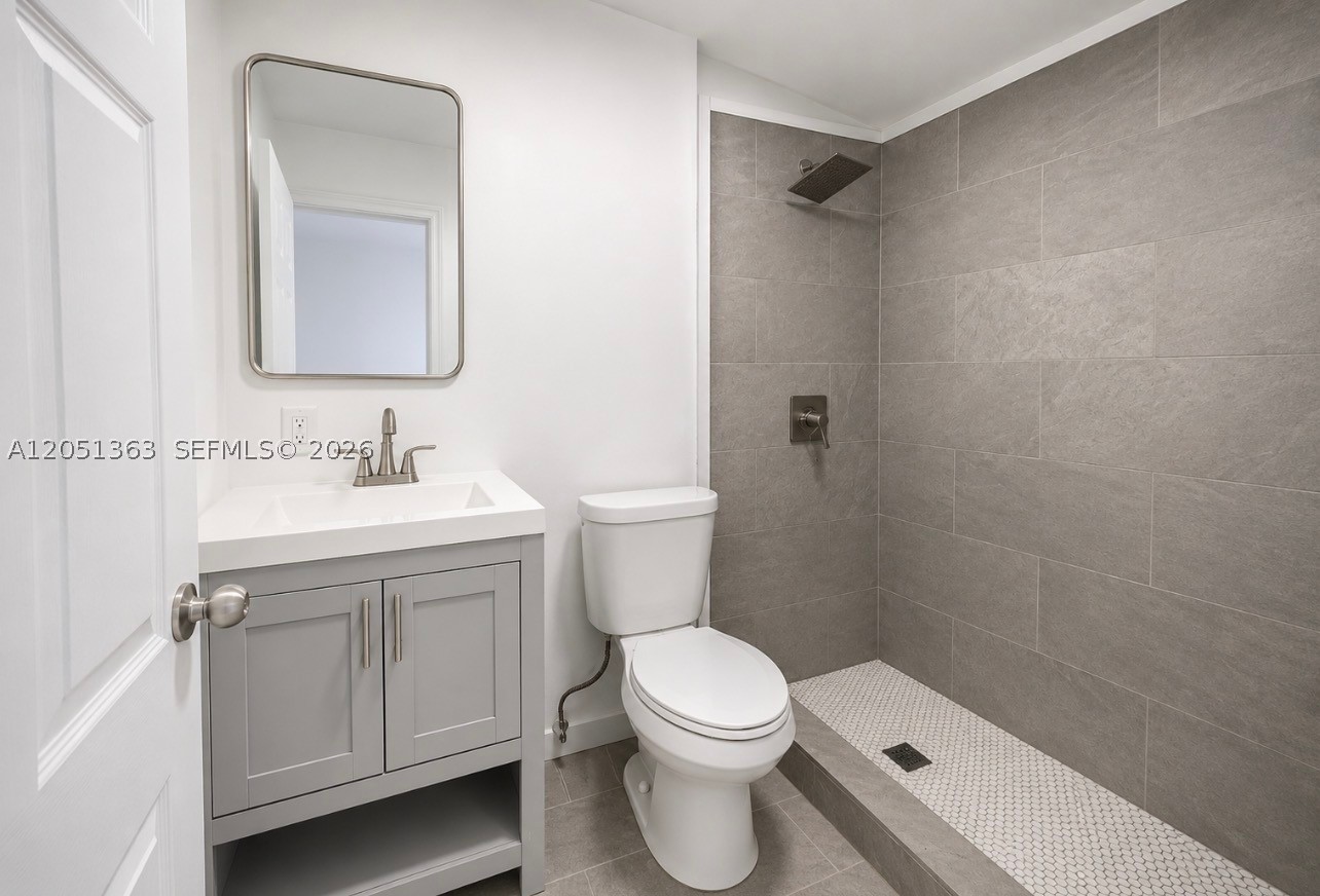 EVANSTON HEIGHTS - Residential Lease