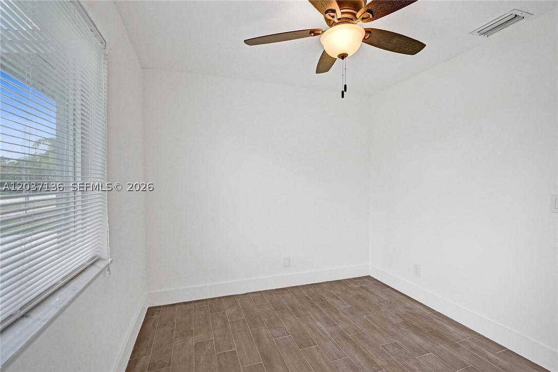 PLAYLAND VILLAGE SEC 3 - Residential Lease