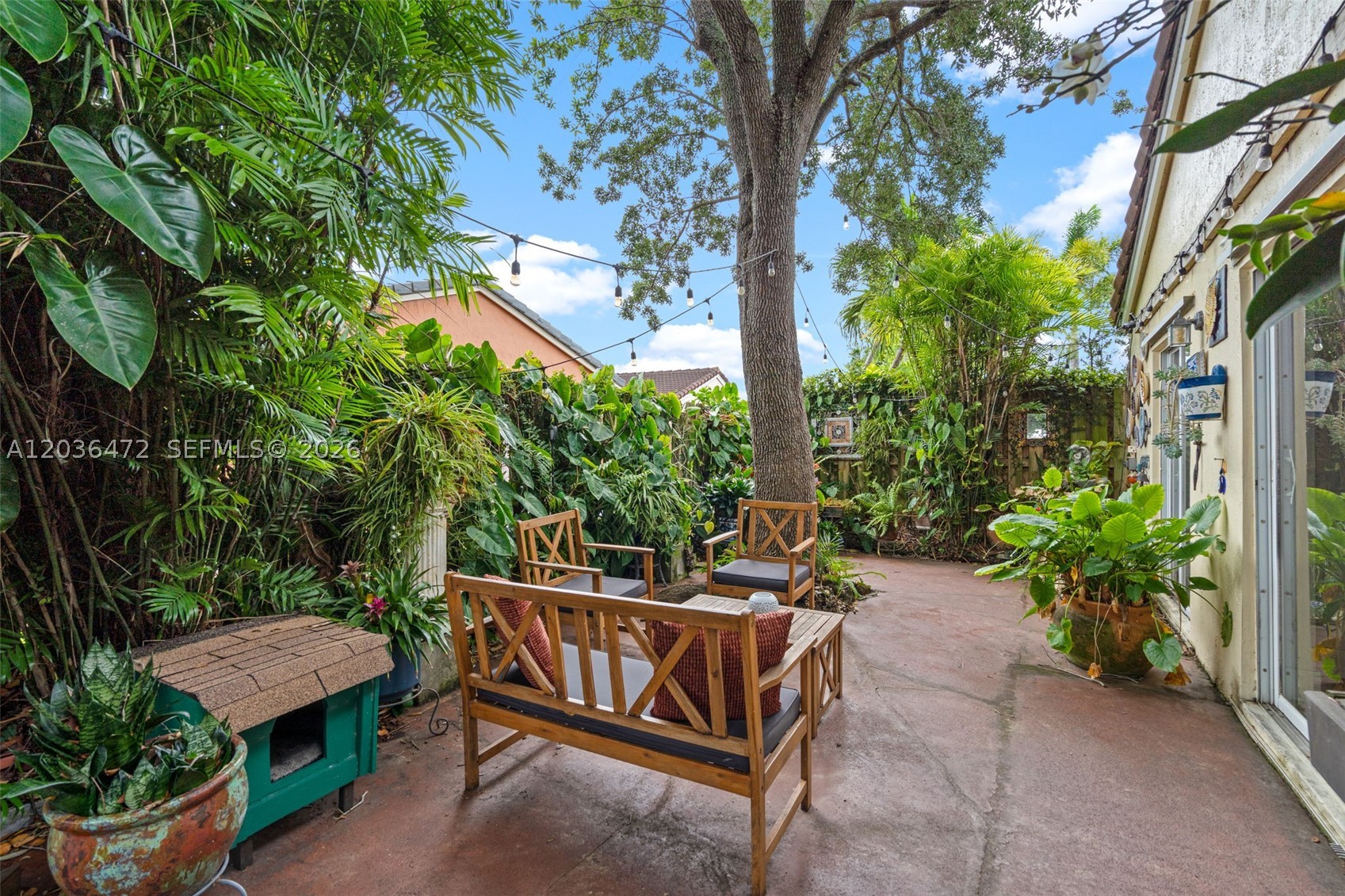 WEITZER SERENA LAKES WEST - Residential