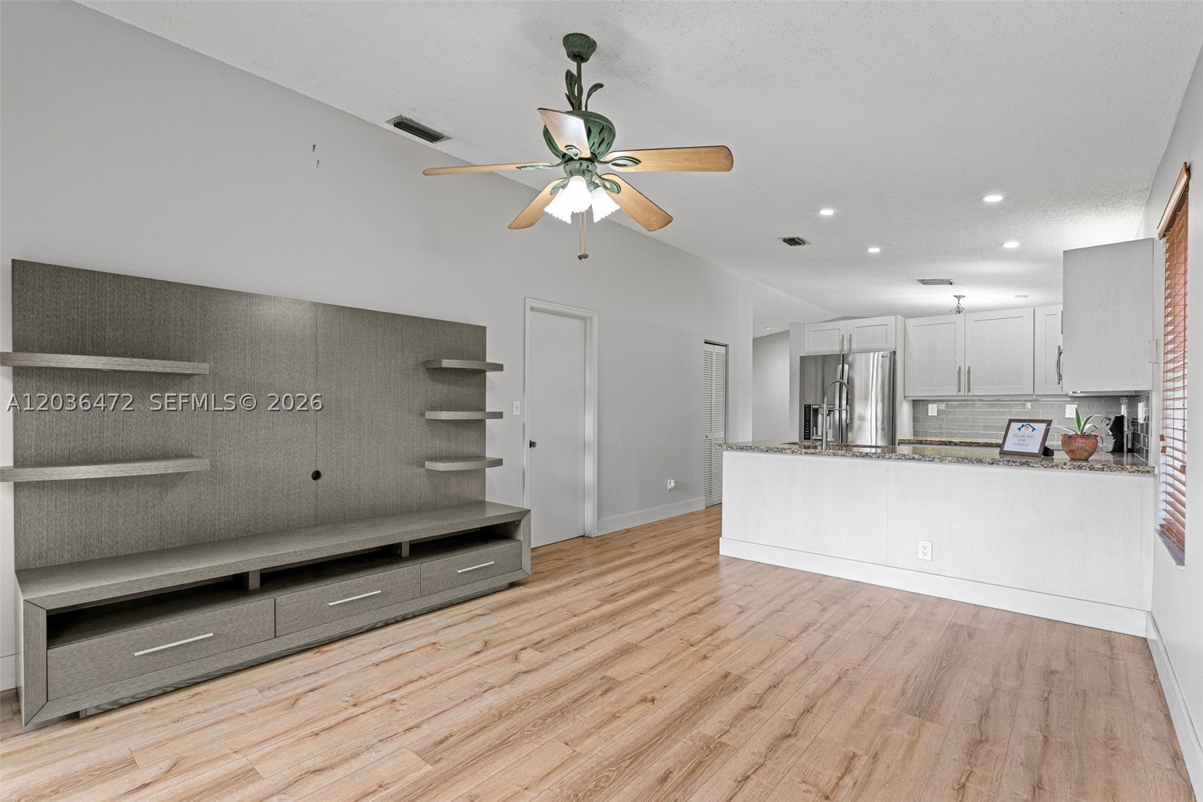 WEITZER SERENA LAKES WEST - Residential