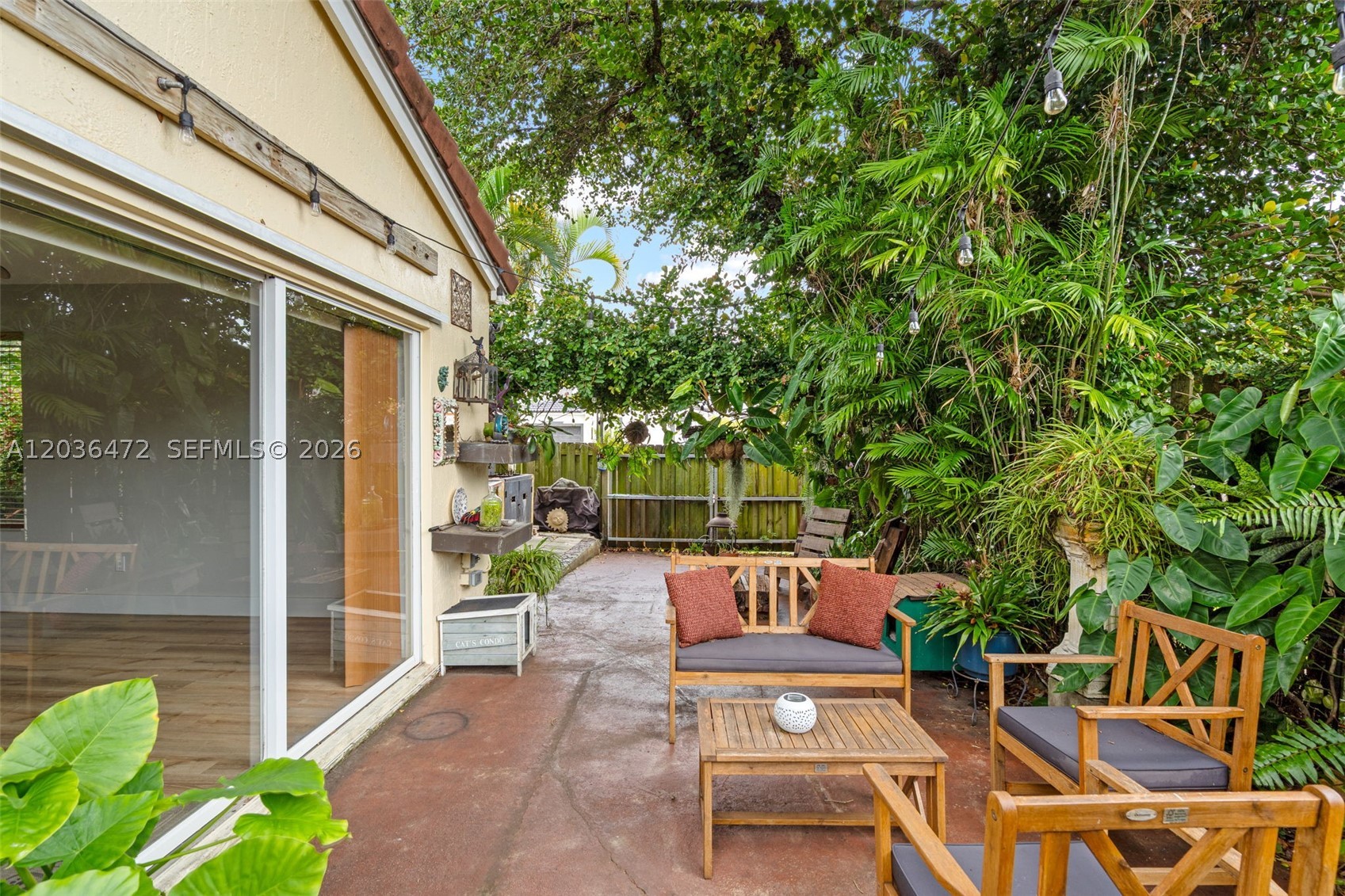 WEITZER SERENA LAKES WEST - Residential