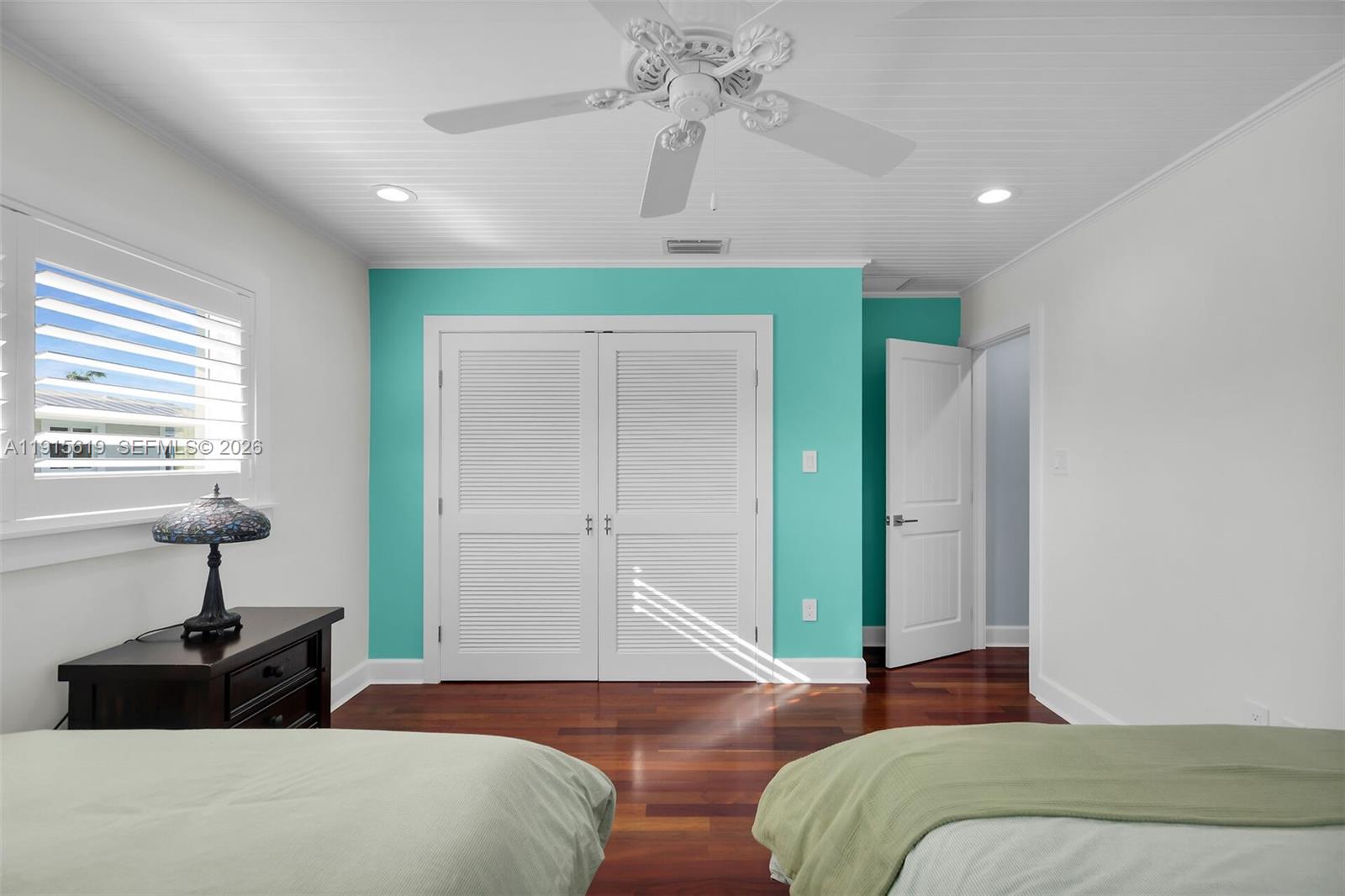 PLANTATION ISLAND - Residential