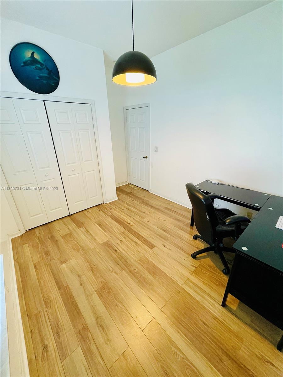 WYNDHAM LAKES CENTRAL - Residential