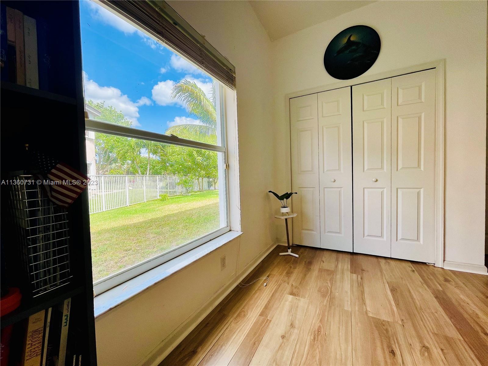WYNDHAM LAKES CENTRAL - Residential