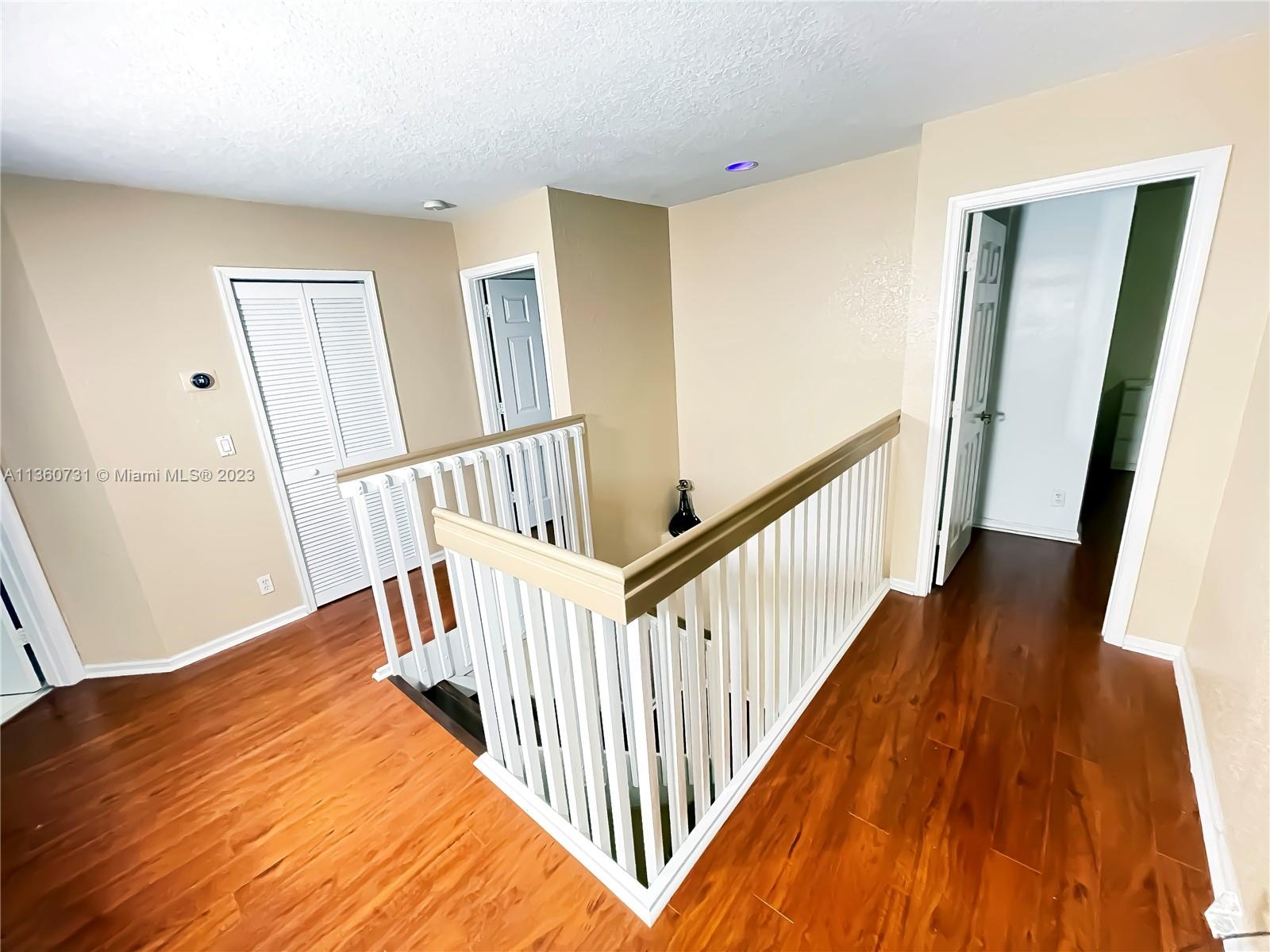 WYNDHAM LAKES CENTRAL - Residential