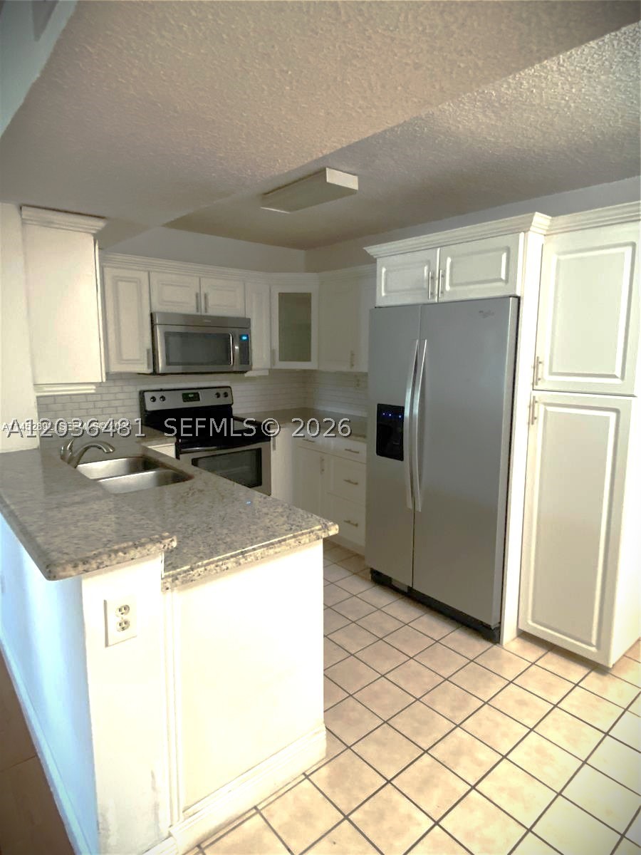 PALMS OF PEMBROKE CONDO - Residential