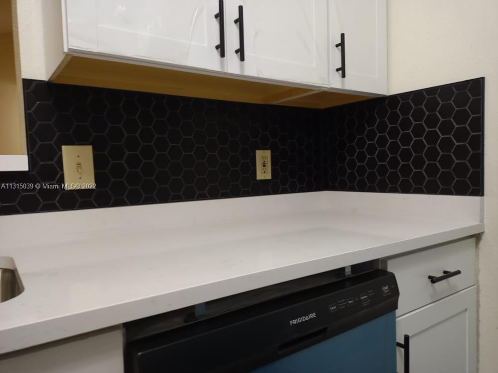 SAILBOAT POINTE CONDO - Residential Lease