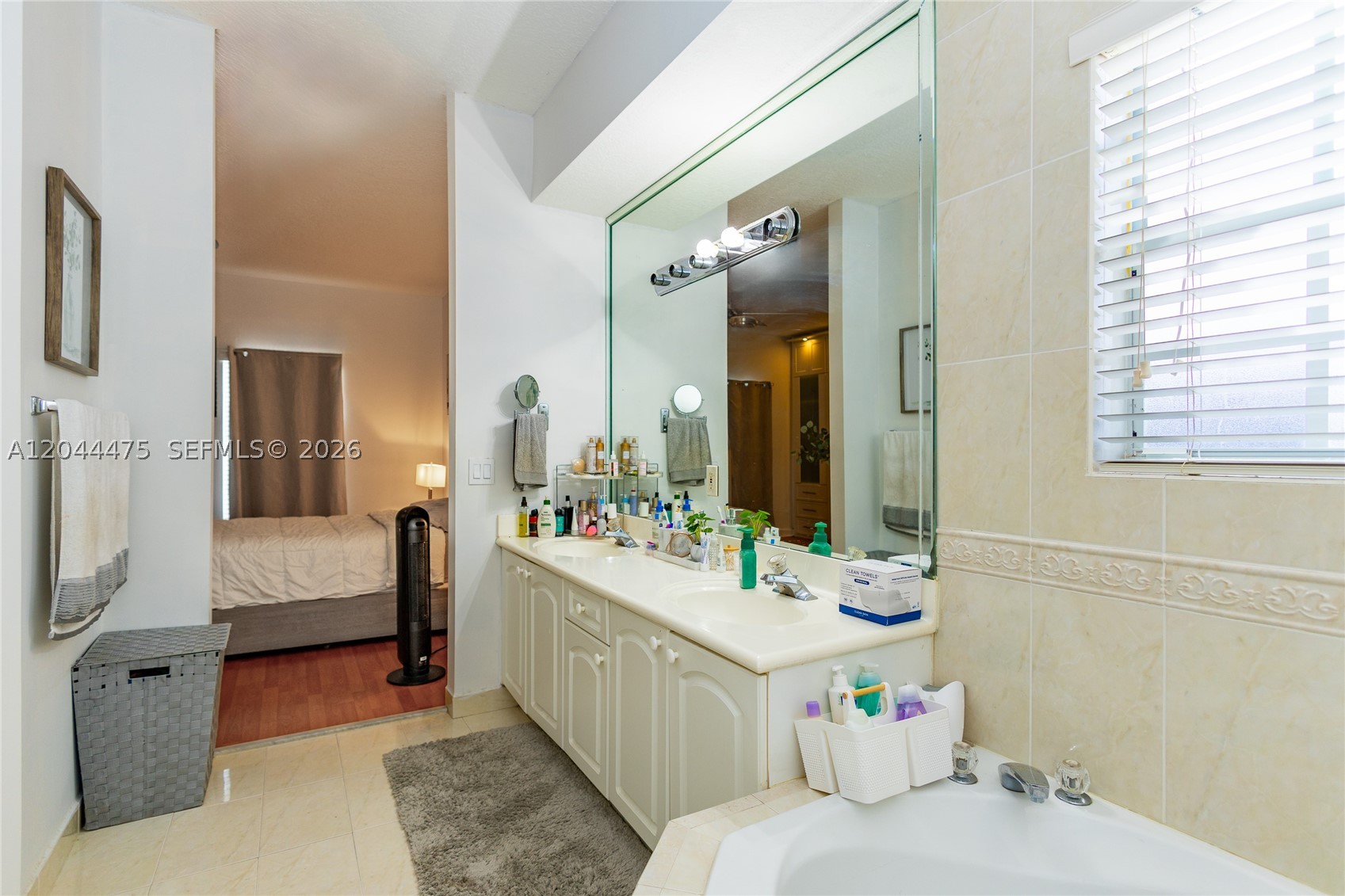 SAN DENIS ESTATES - Residential