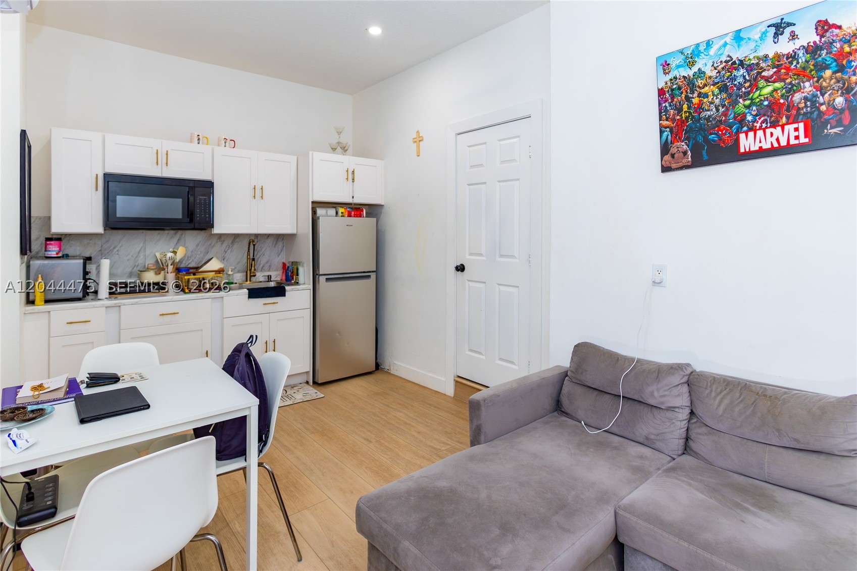 SAN DENIS ESTATES - Residential