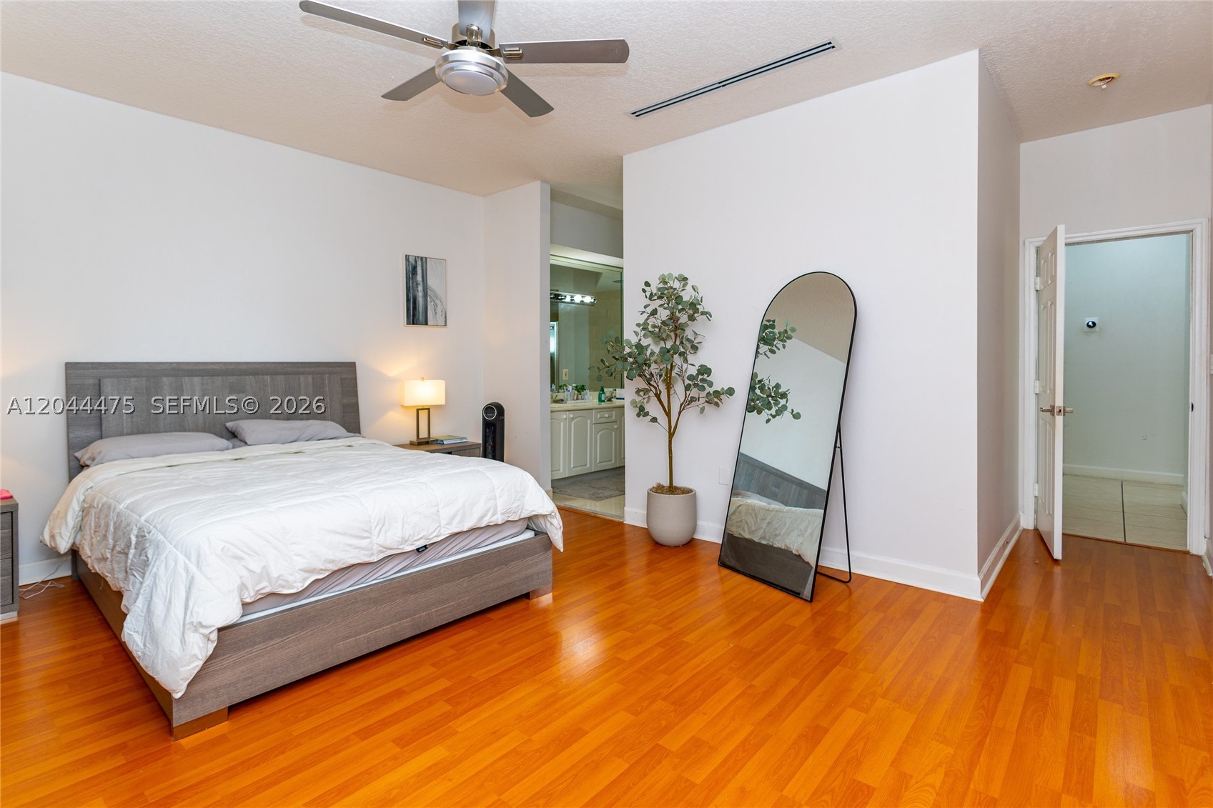 SAN DENIS ESTATES - Residential