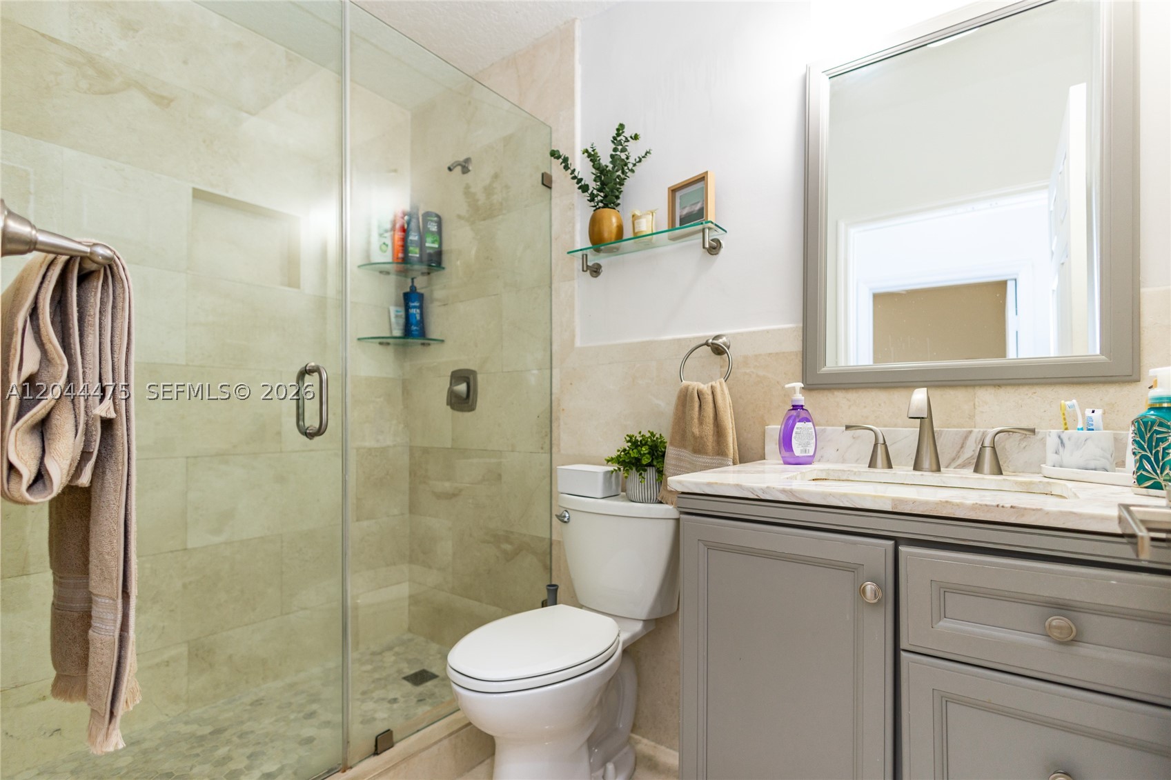 SAN DENIS ESTATES - Residential