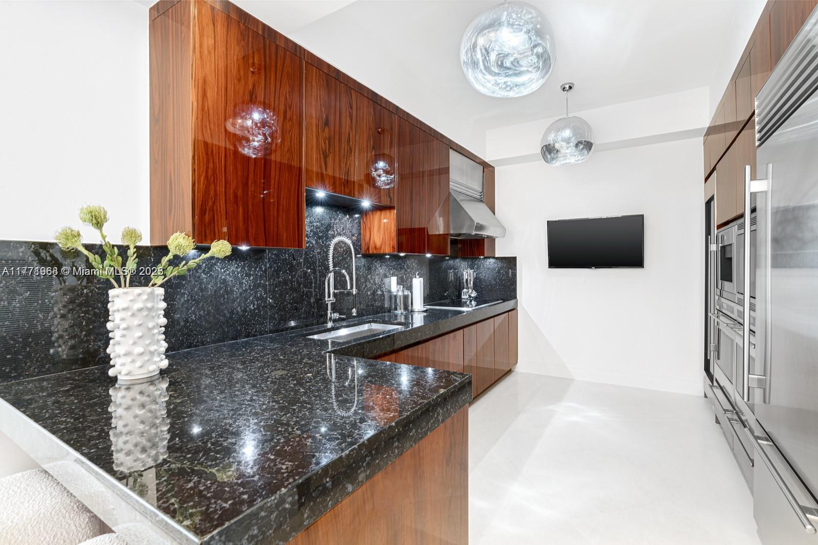 BAL HARBOUR CENTER CONDO - Residential Lease