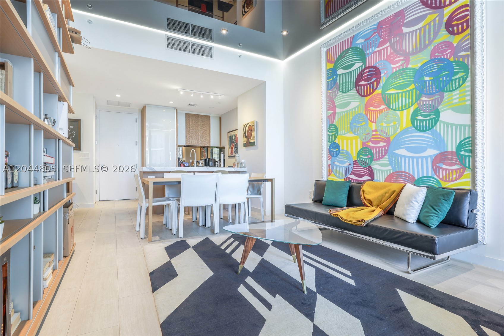 This 1-bedroom, 1-bathroom residence at Park Grove Club Residences presents a rare opportunity to live in one of Coconut Grove's last and most distinguished high-rise bayfront buildings. Designed by world-renowned architects, this exceptional unit boasts spacious open layouts, high ceilings, and premium finishes. Park Grove stands as the area’s most vibrant project to date, offering unparalleled elegance.