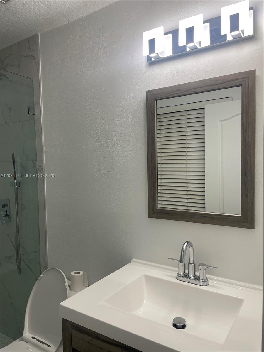 SHOMA VILLAS I AT COUNTRY - Residential Lease