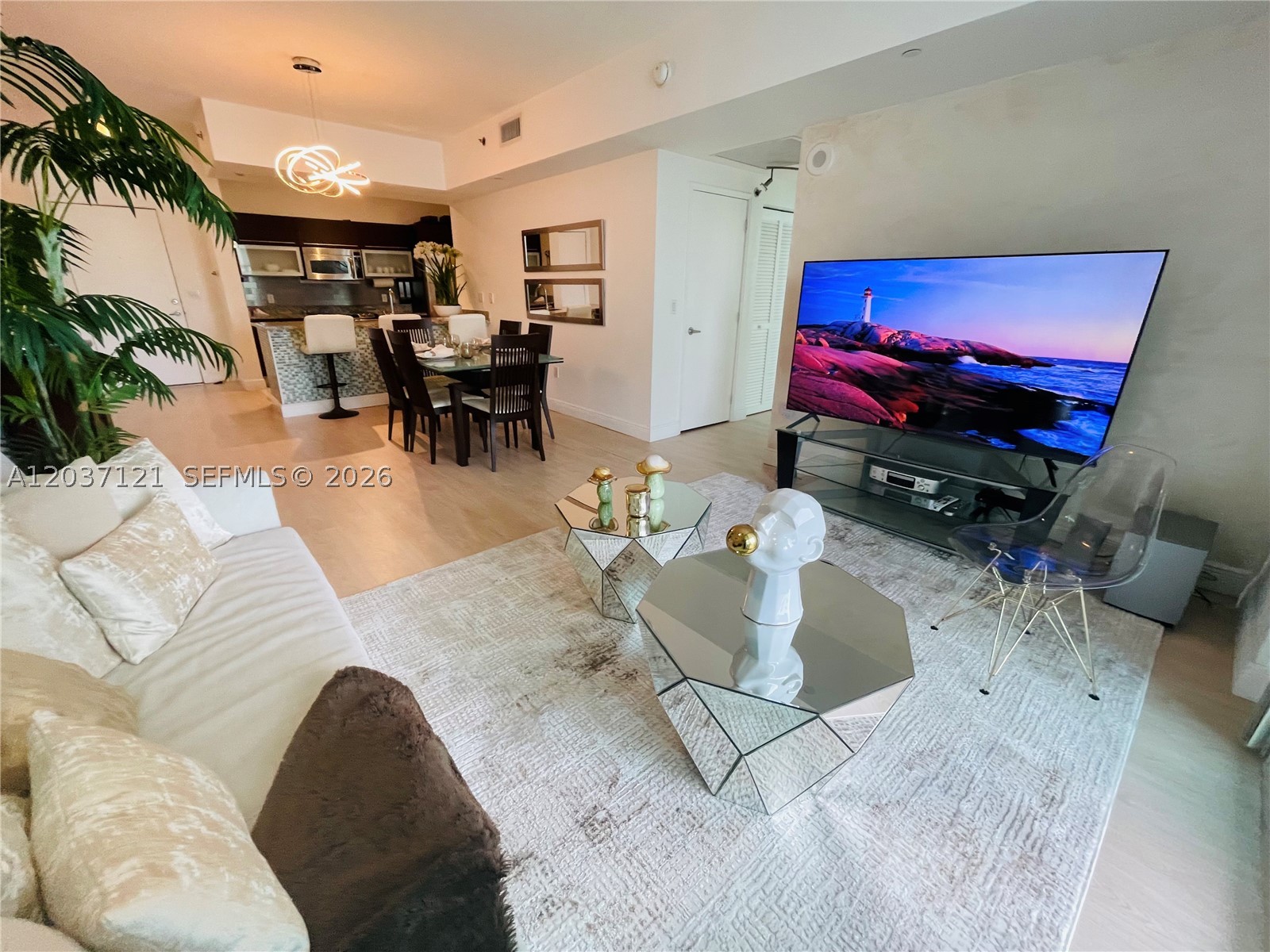 THE PLAZA 851 BRICKELL CO - Residential Lease
