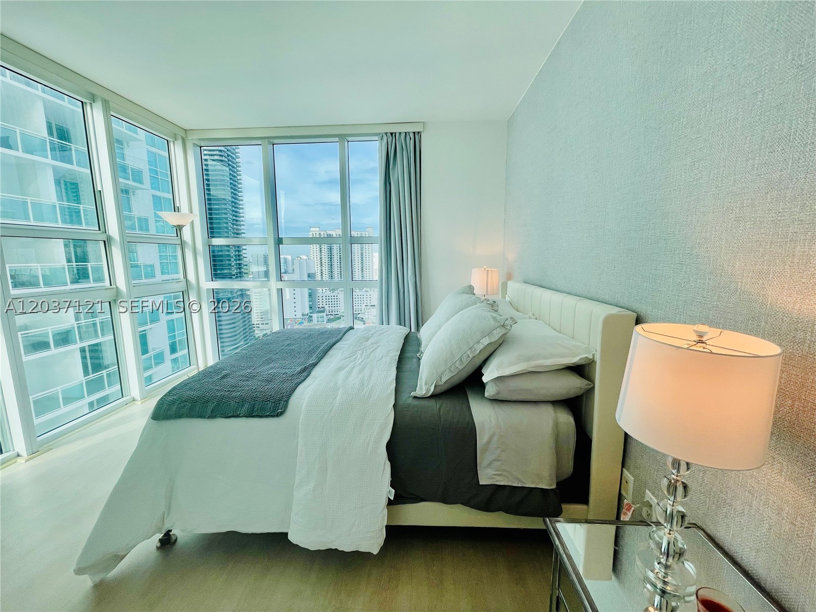 THE PLAZA 851 BRICKELL CO - Residential Lease