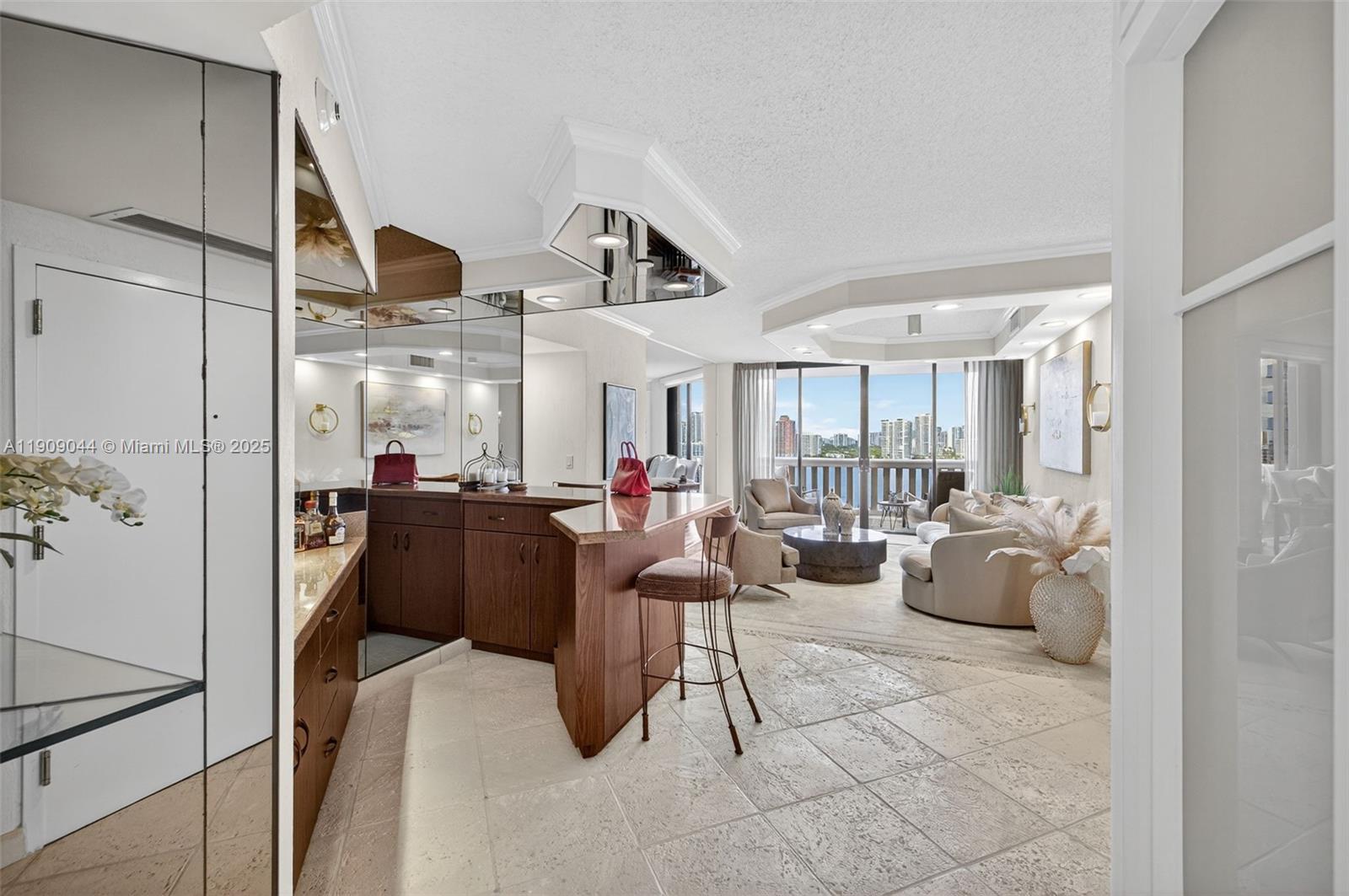 3000 ISL BLVD WILLIAMS IS - Residential