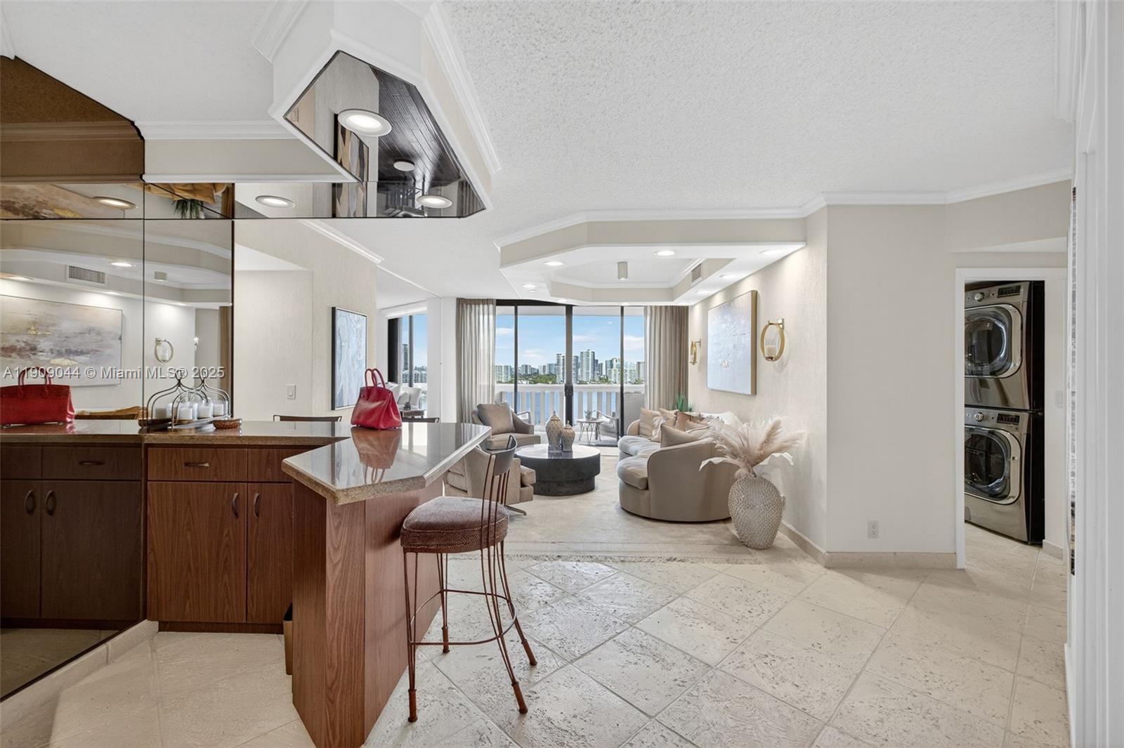 3000 ISL BLVD WILLIAMS IS - Residential