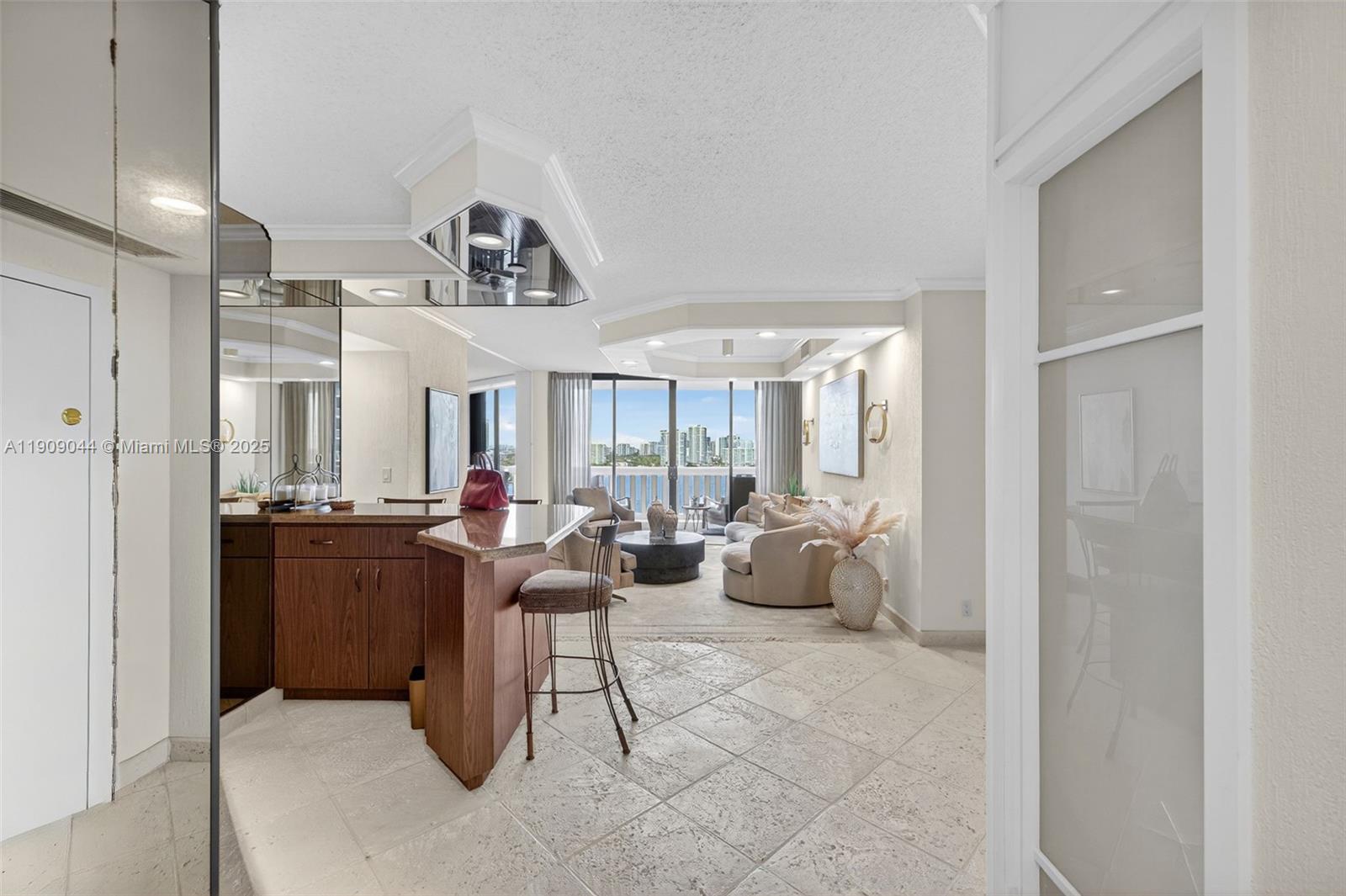 3000 ISL BLVD WILLIAMS IS - Residential