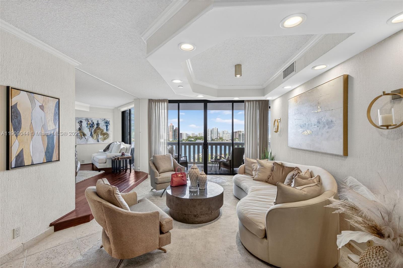 3000 ISL BLVD WILLIAMS IS - Residential