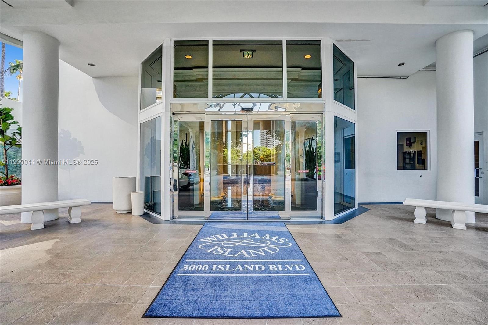 3000 ISL BLVD WILLIAMS IS - Residential