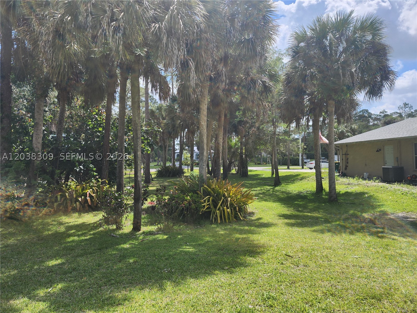 GOLDEN GATE ESTATES - Residential