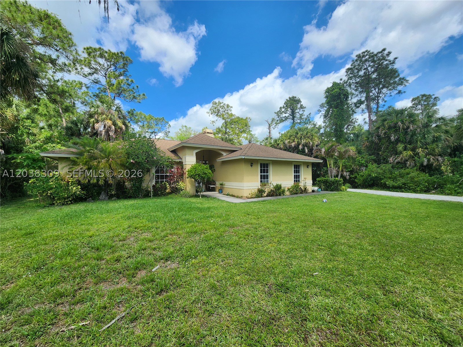 GOLDEN GATE ESTATES - Residential
