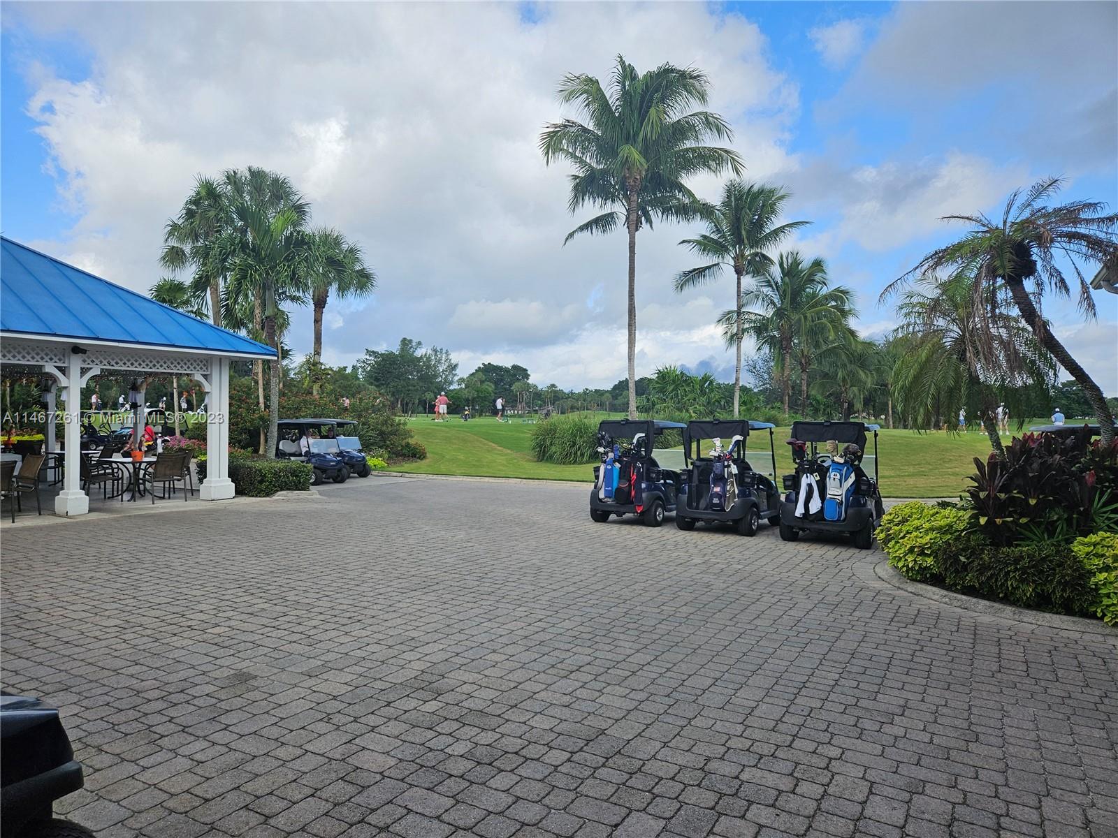 Racquet Club Of Deer Creek - Residential