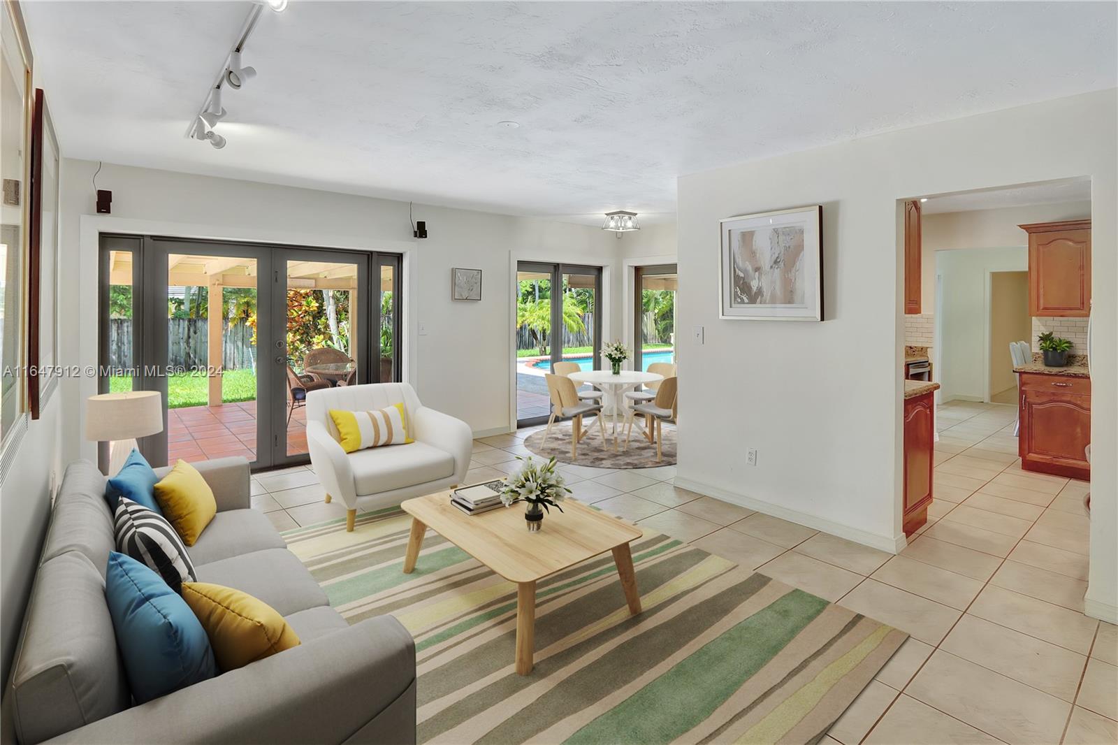 PINE SHORE SEC FIVE - Residential