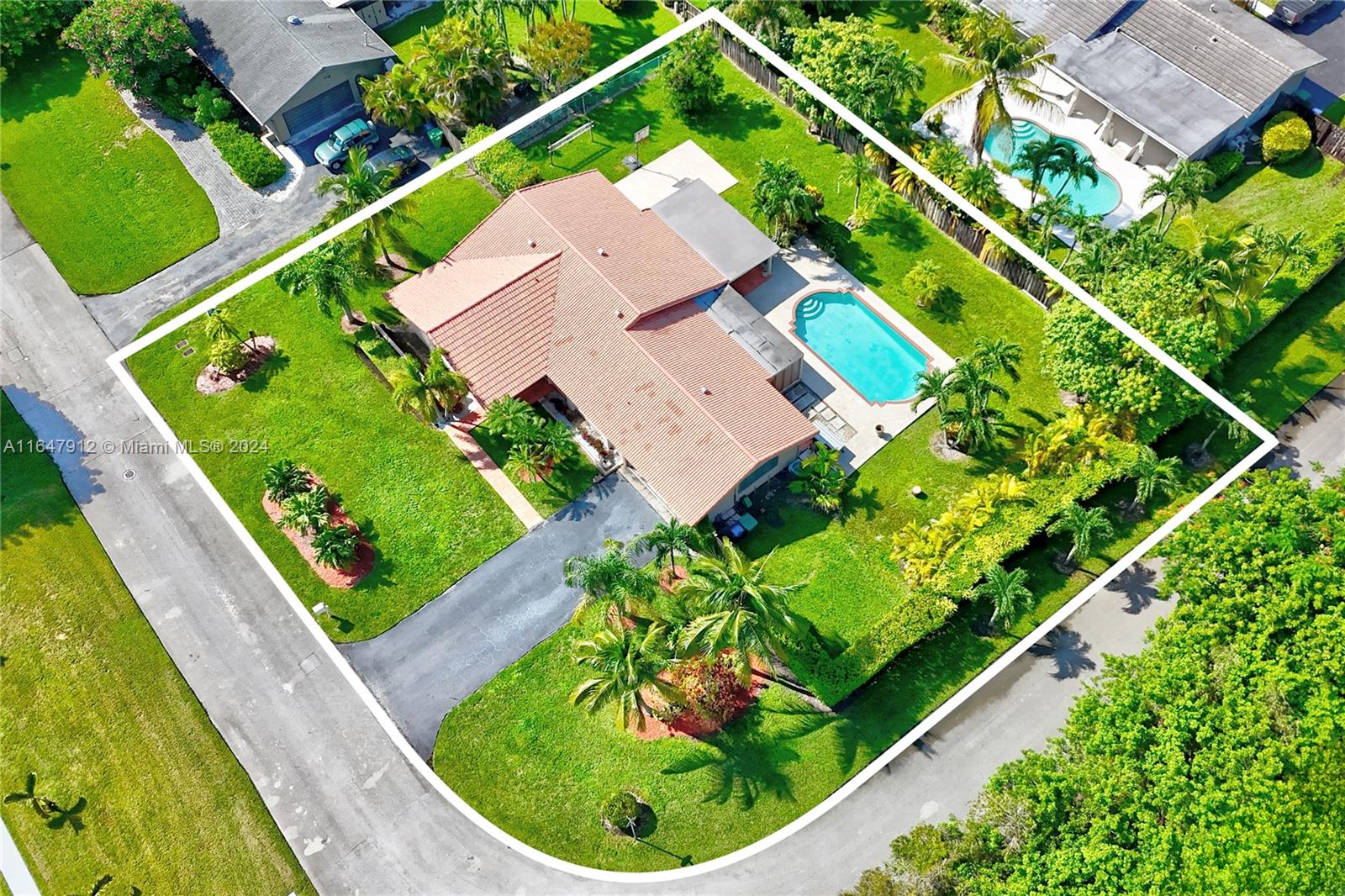 PINE SHORE SEC FIVE - Residential