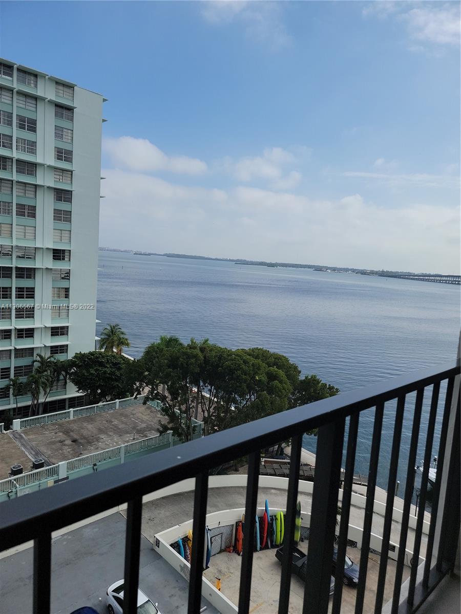 BRICKELL PLACE CONDO - Residential Lease