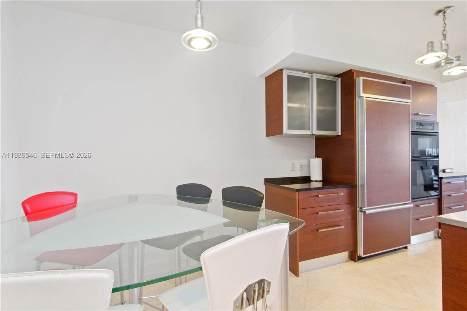 BEACH CLUB I - Residential