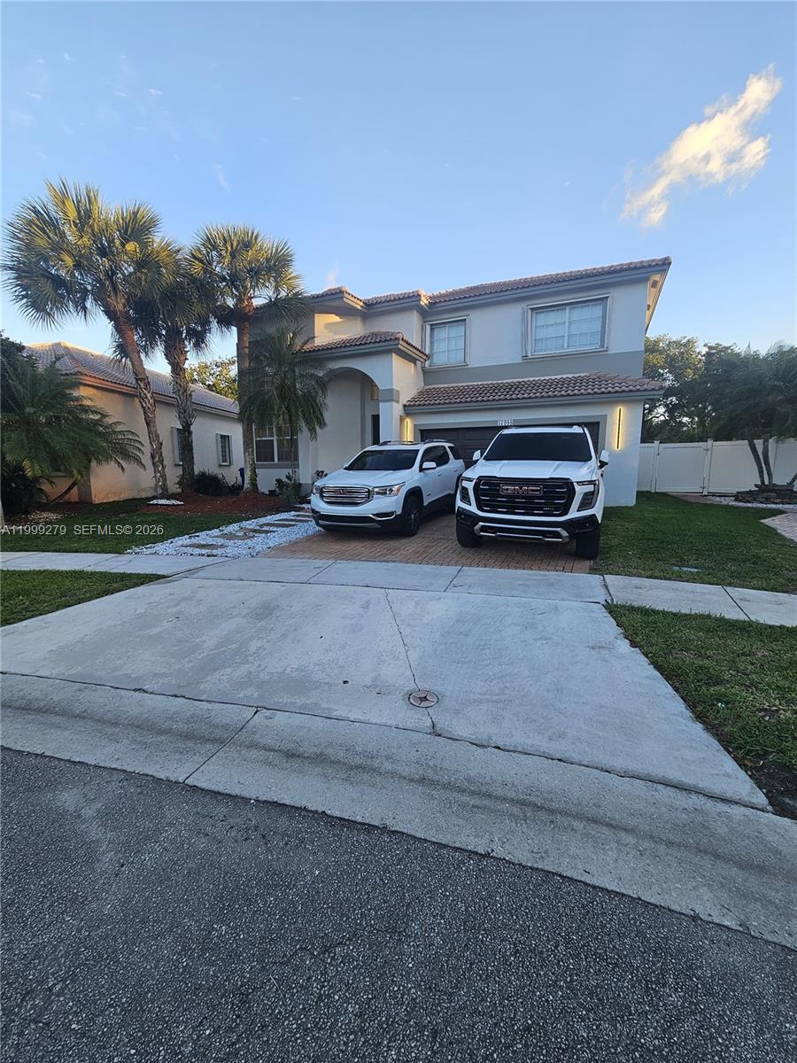 PEMBROKE ISLES 1 - Residential