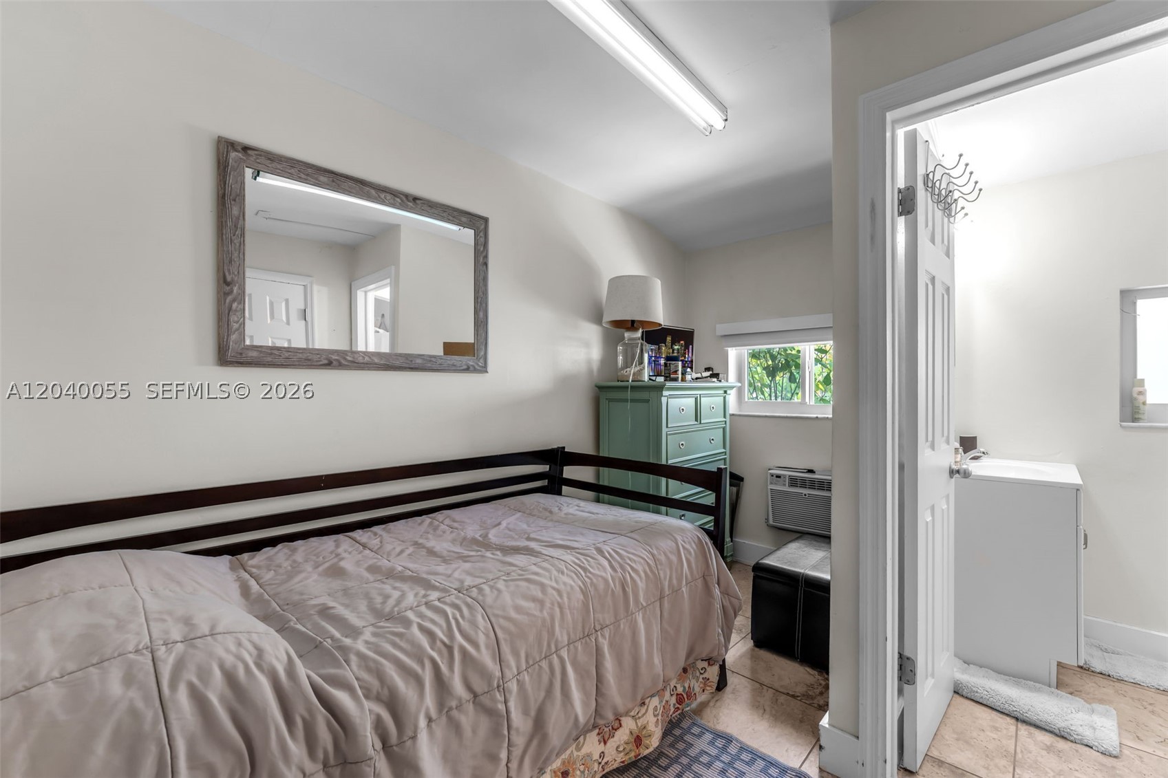 BAY HEIGHTS - Residential