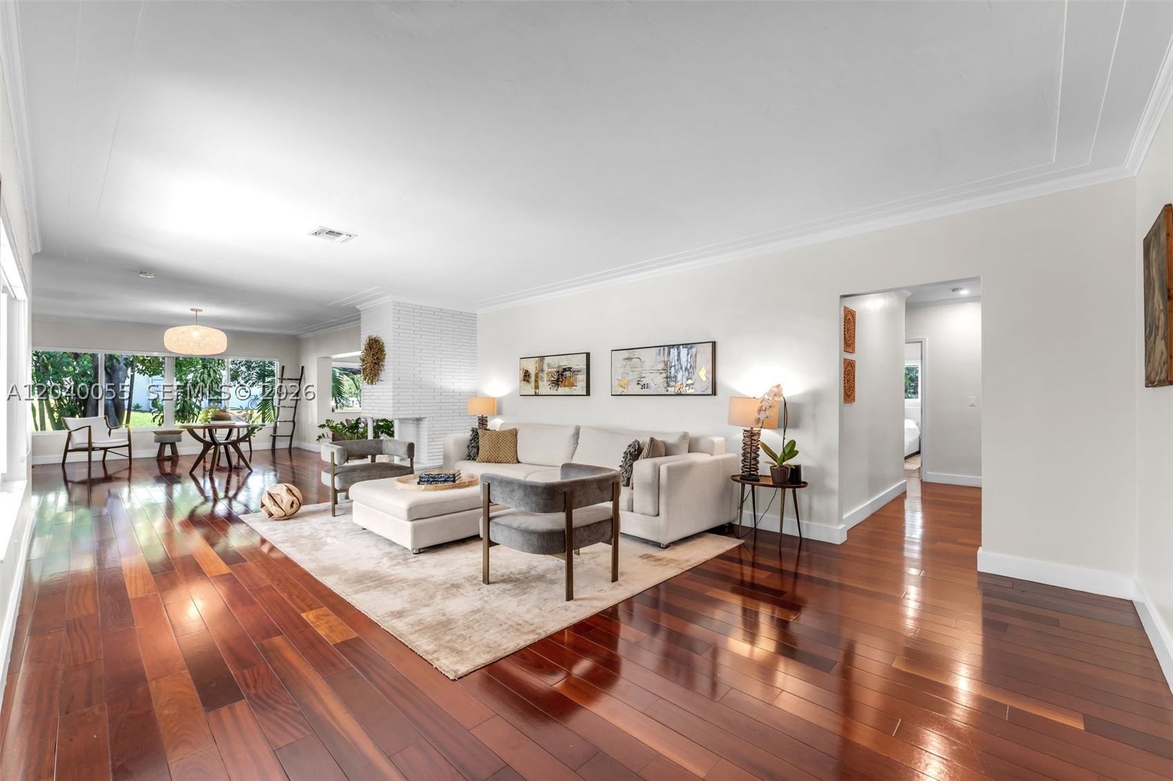 BAY HEIGHTS - Residential