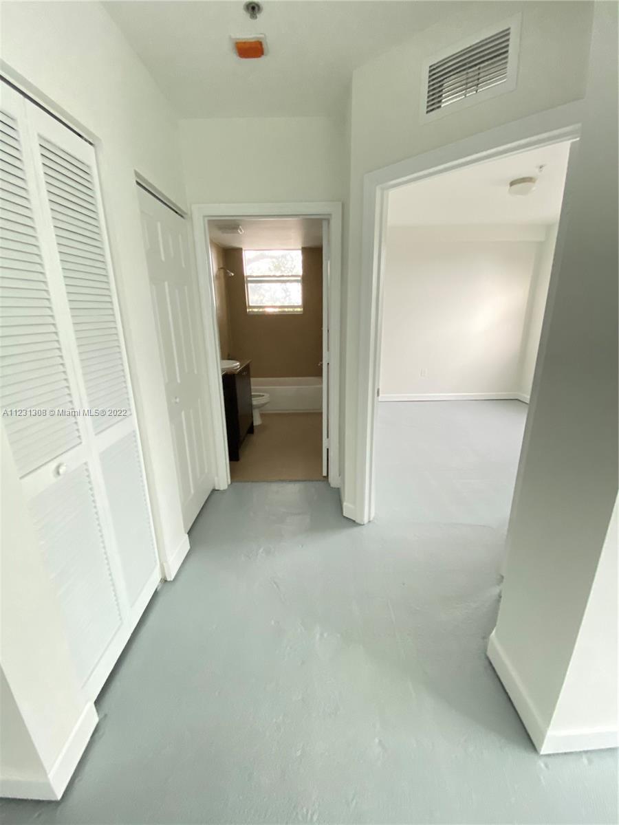 NORTH GATE - Residential Lease