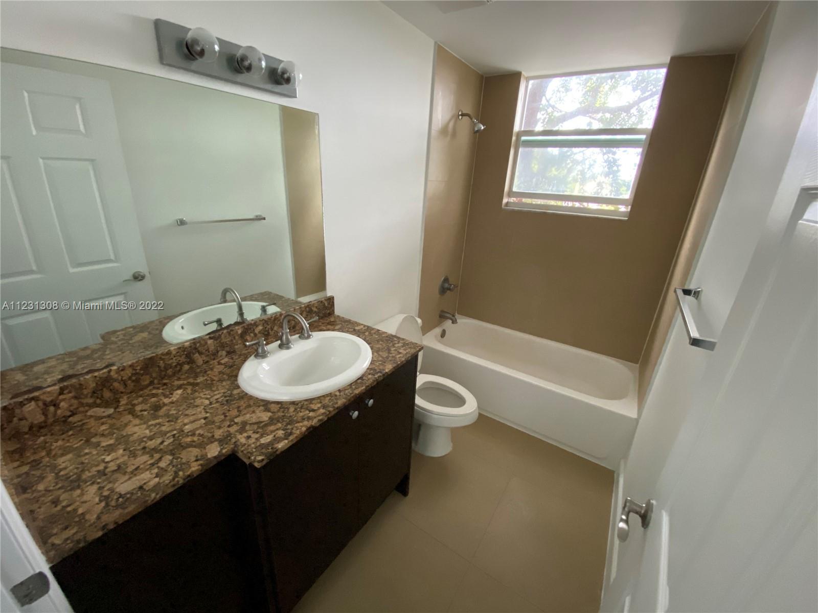 NORTH GATE - Residential Lease