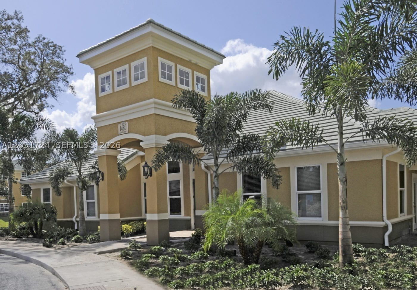 SPANISH TRACE CONDO - Residential Lease