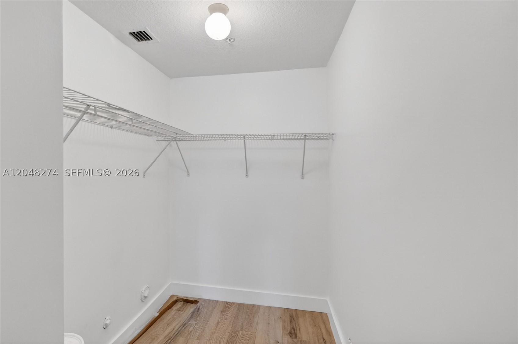 MILANA CONDO - Residential