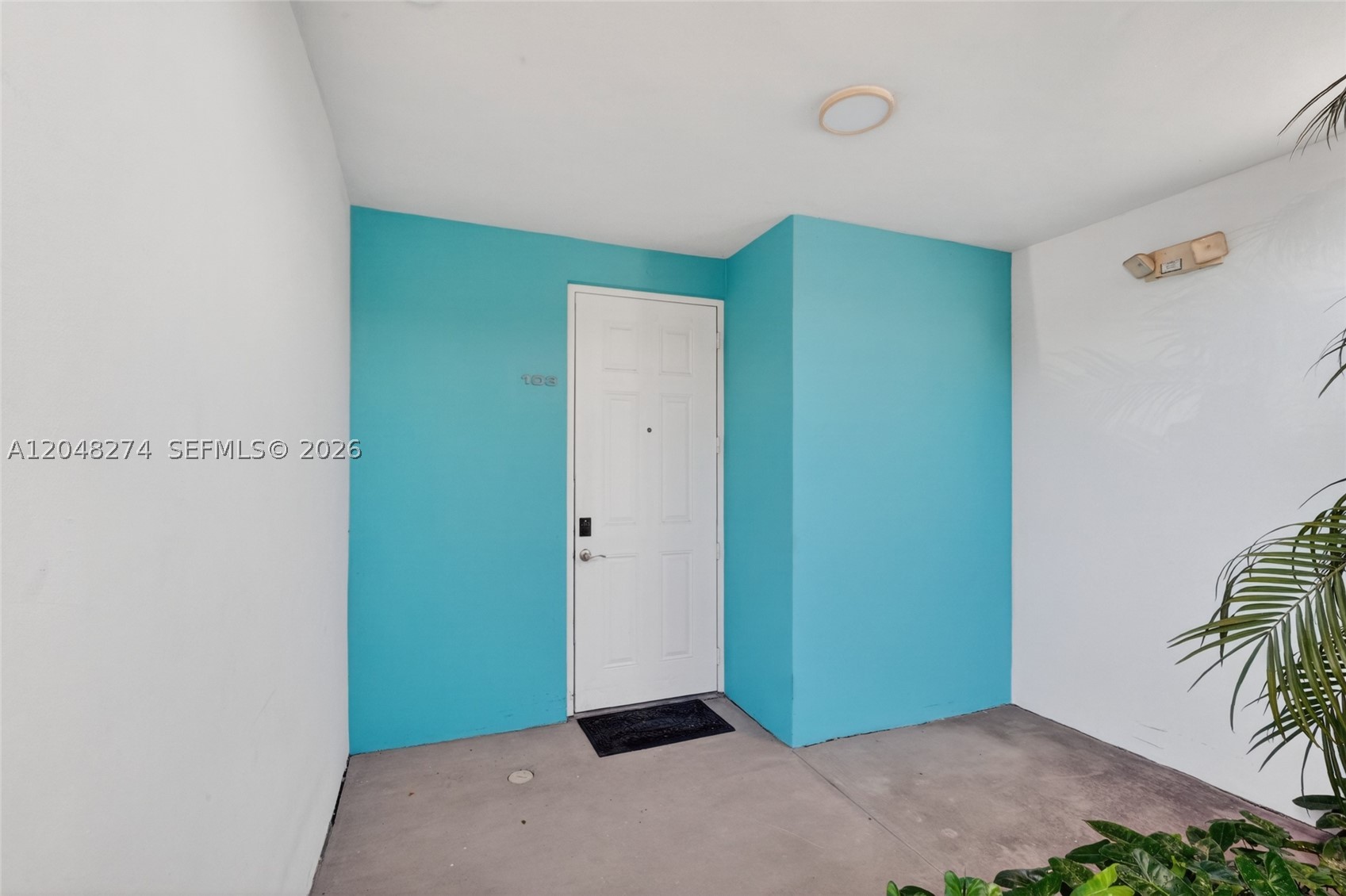 MILANA CONDO - Residential