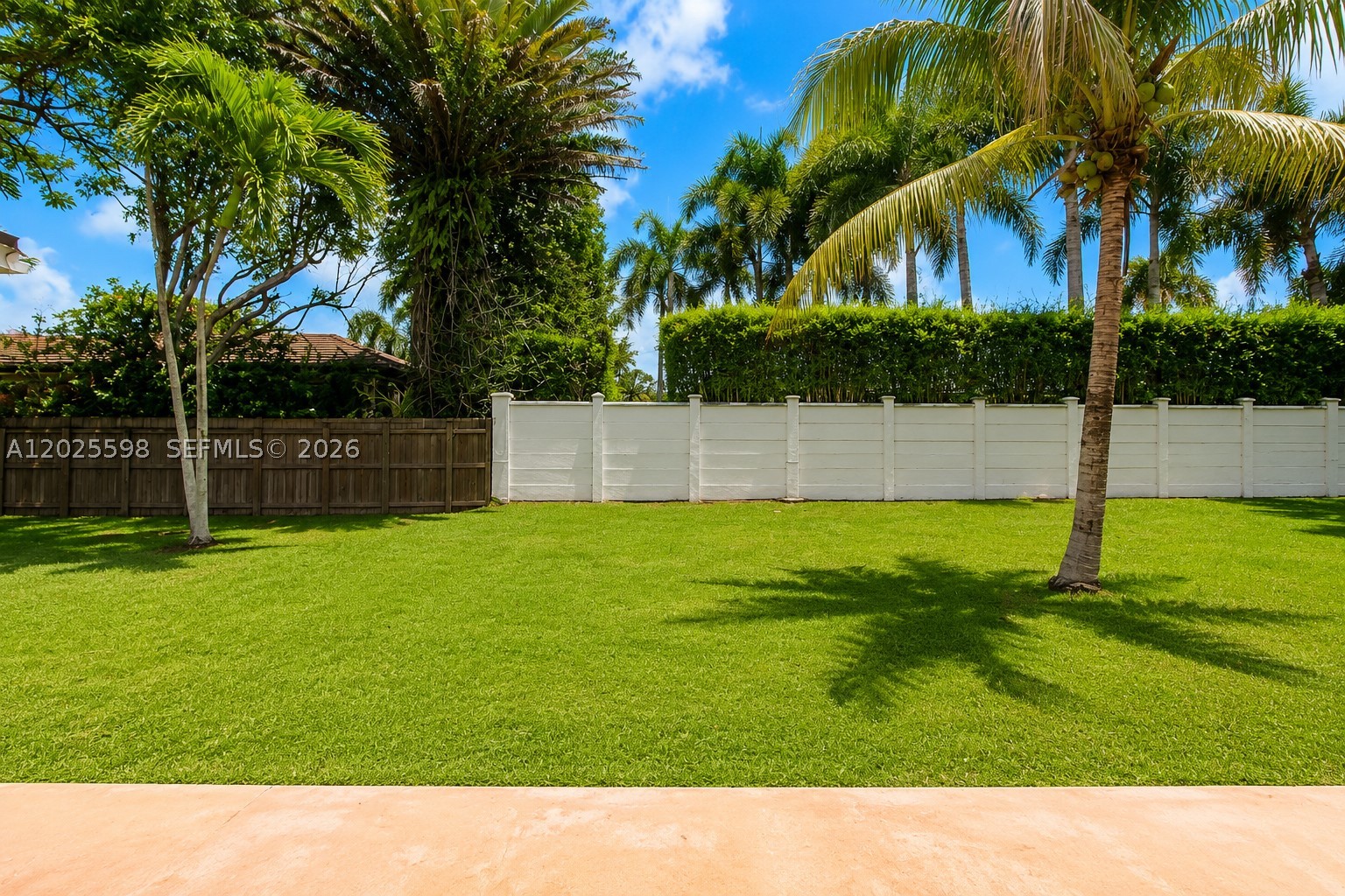 DEERING POINT SUB. - Residential Lease