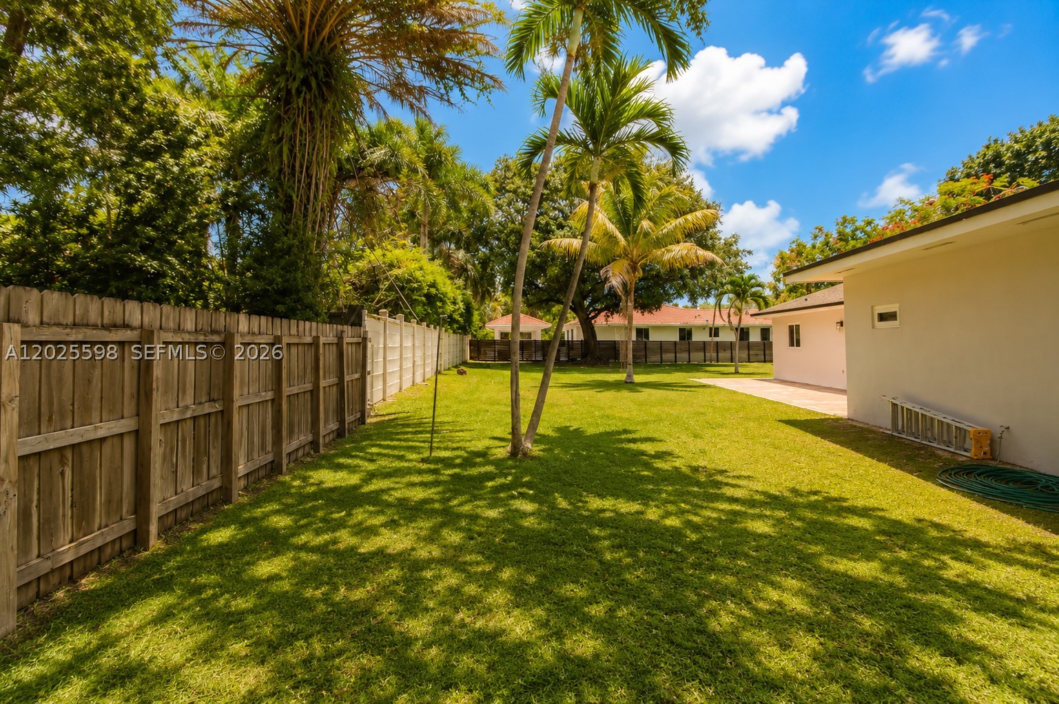 DEERING POINT SUB. - Residential Lease