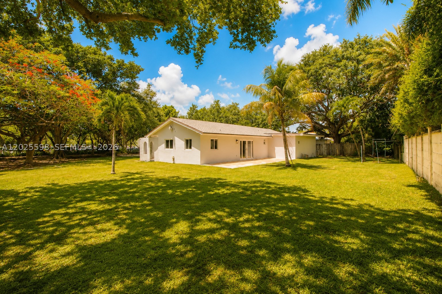DEERING POINT SUB. - Residential Lease