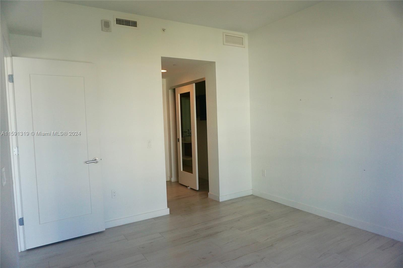 THE CRIMSON CONDOMINIUM - Residential