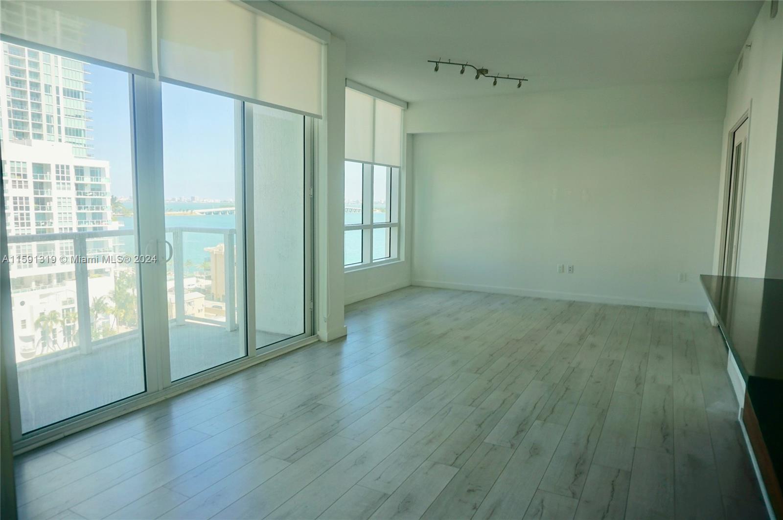 THE CRIMSON CONDOMINIUM - Residential