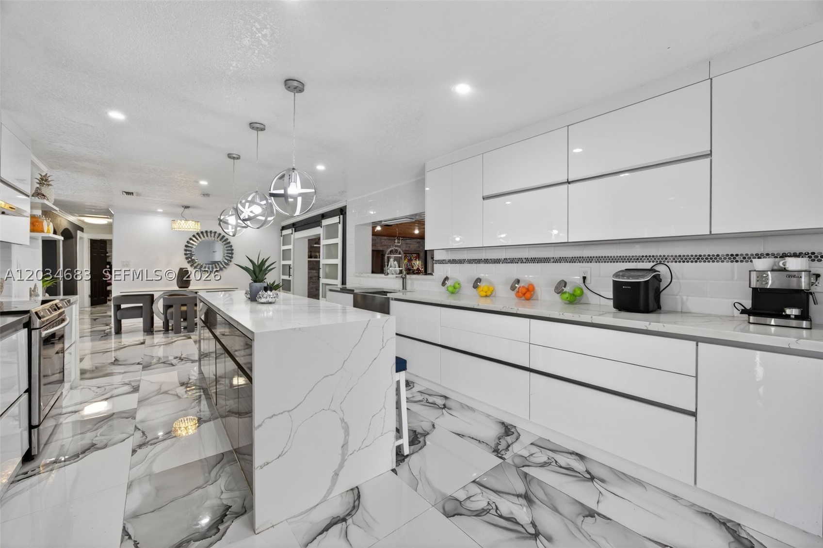 DEVON-AIRE ESTATES SEC 4 - Residential